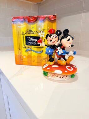 Disney The World Of Miss Mindy Mickey Mouse & Minnie Mouse Figurine NIB